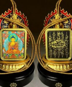 Enlightened Protection: Hand-Painted Shakyamuni Buddha Thangka Pendant，Enlightened Protection